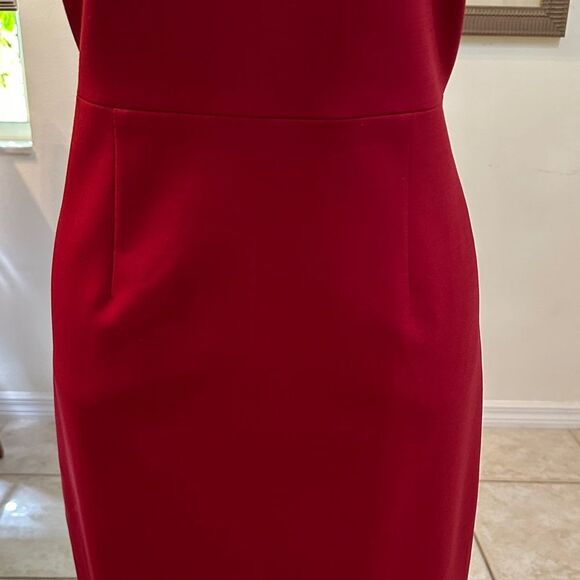 Tahari Elegant Red Cap Sleeve Dress Size 12 - Picture 5 of 10